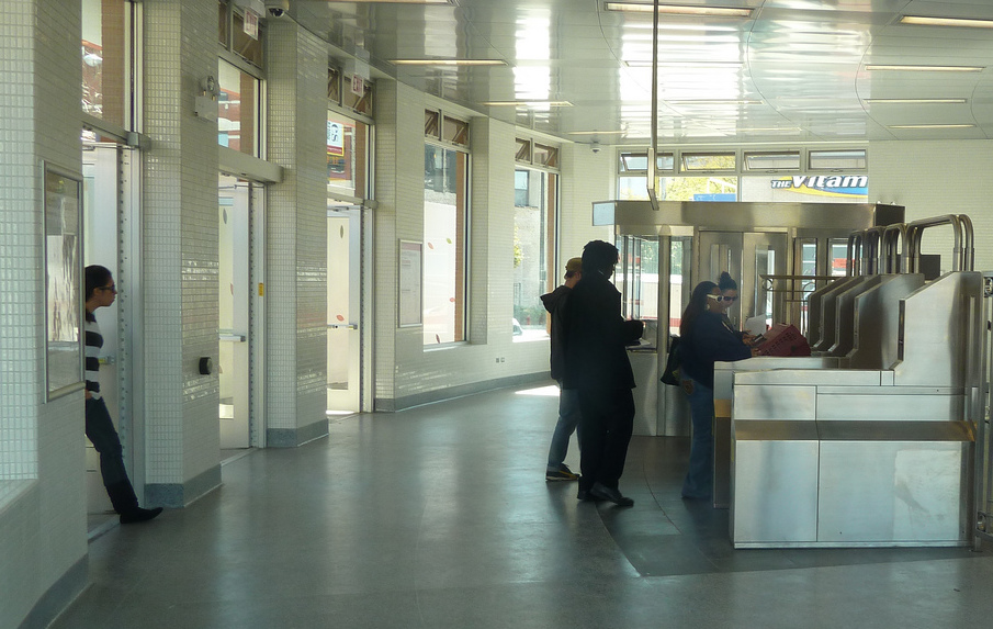 Why Chicago Should Make Fare Evasion a Fineable Offense, Not a Misdemeanor