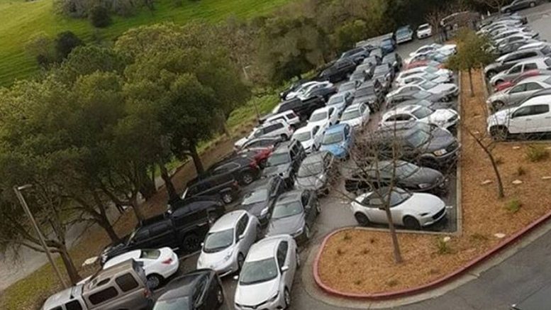 Tesla’s Parking Problem Says a Lot About Elon Musk’s Brand of Tech Saviorism