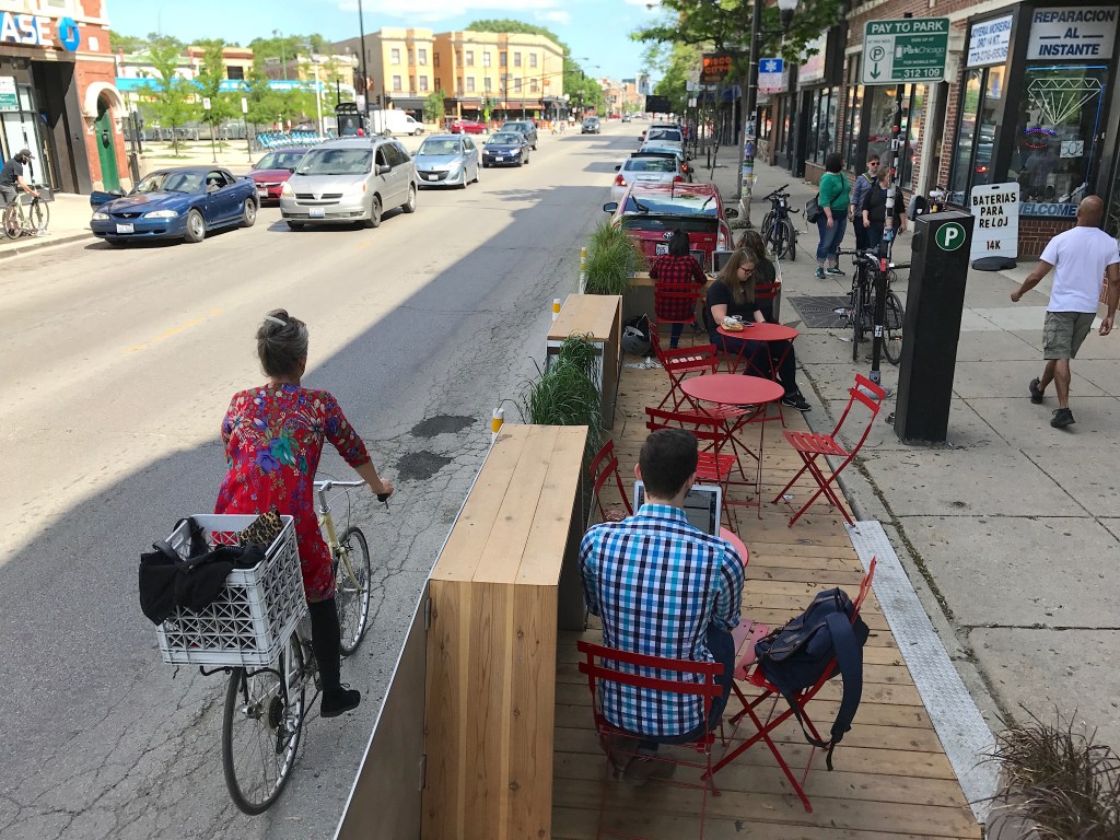 Eyes on the Street: Chicago’s Newest – And Nicest? – People Spot
