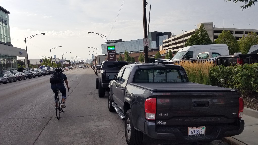 Eyes on the Street: Elston Bike Lanes Are Clogged With Cars Northwest of “The Hotdog”