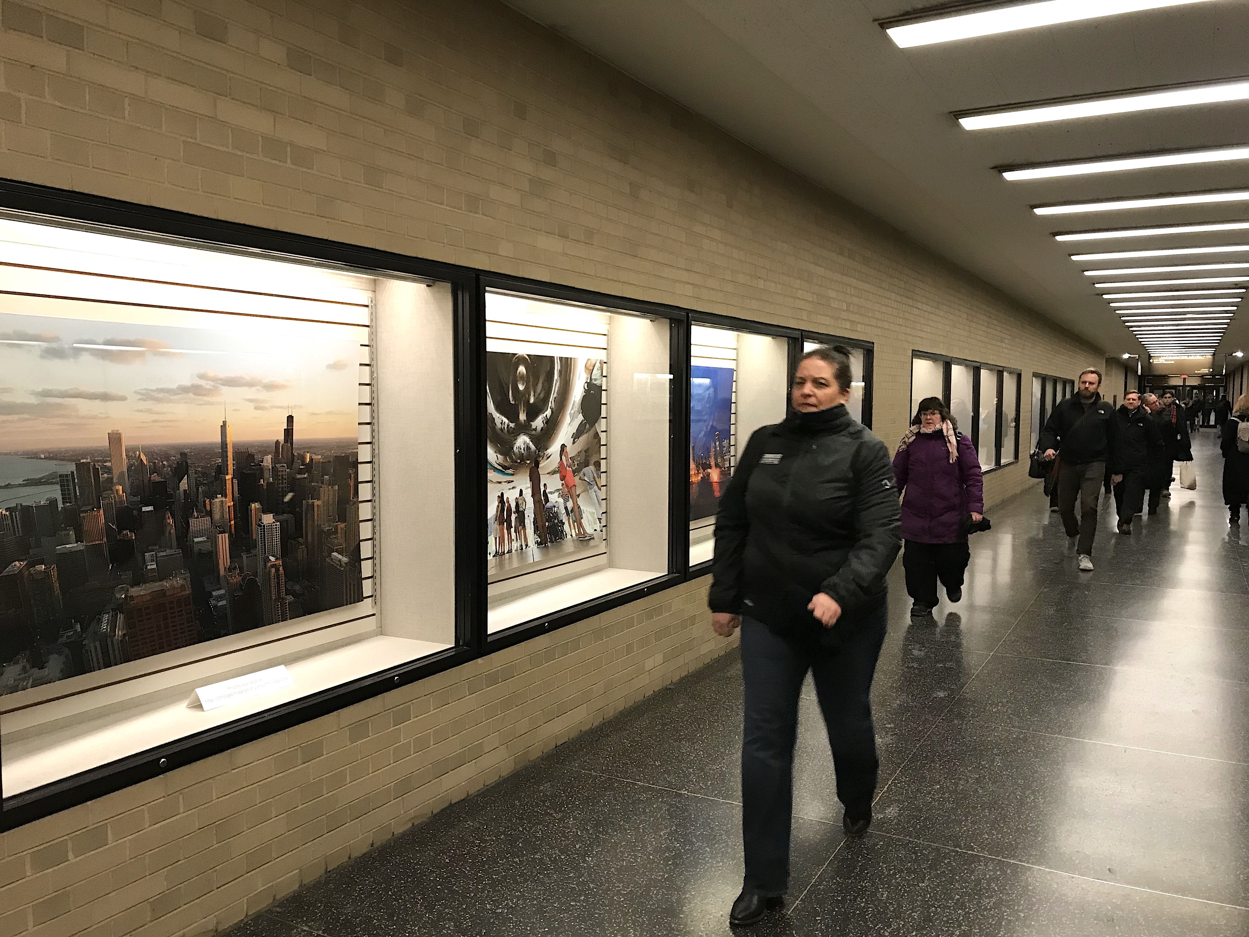 The passageway connecting the Daley Center to City Hal. Photo: John Greenfield