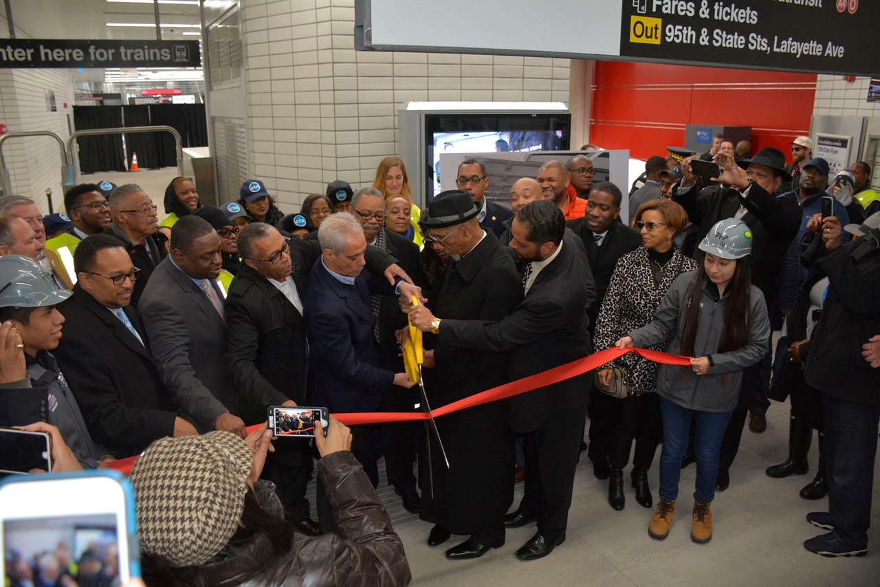 Local politicians cut the ribbon on the new terminal. Photo: John Greenfield