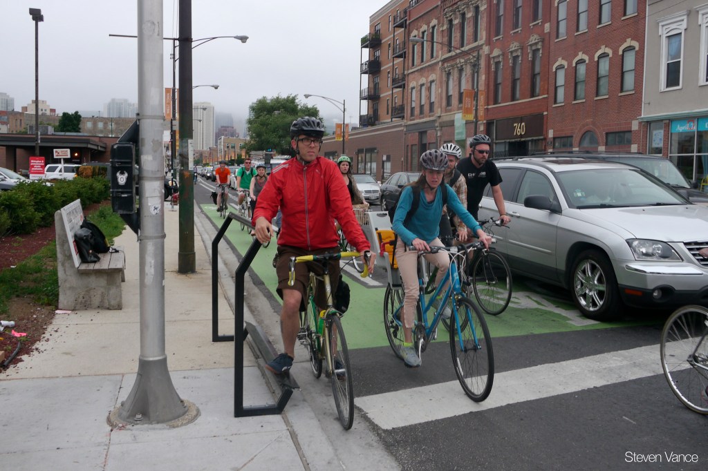 Milwaukee Bike Lanes Will Be Upgraded With Concrete Curbs From Ohio to Chicago