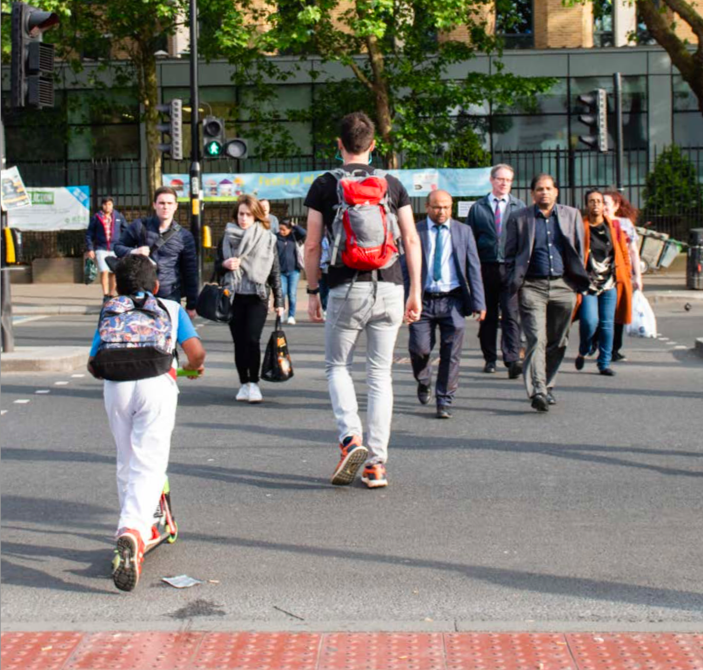 New Traffic Signals in London Will Give Pedestrians the Green Light By Default