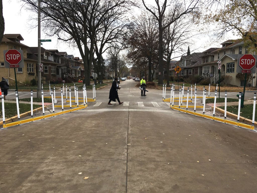 Oak Park Tests Steel Rail Bumpouts as a Cheaper, Quicker Alternative to Concrete