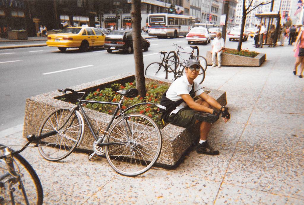 Eyes on the Street: Chicago Bike Couriers of the Nineties