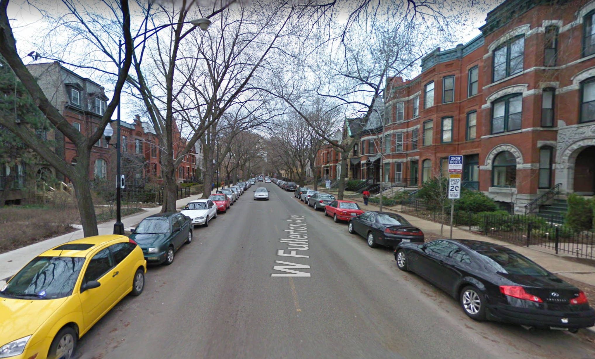 The narrow stretch of Fullerton east of Halsted. Image: Google Maps