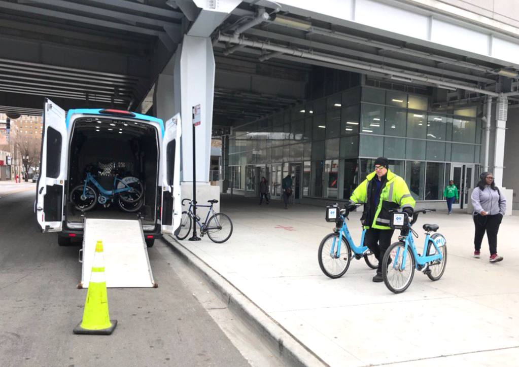 Divvy Deal Passes, and Uber Fails to Buy the Future of Chicago Bike-Share
