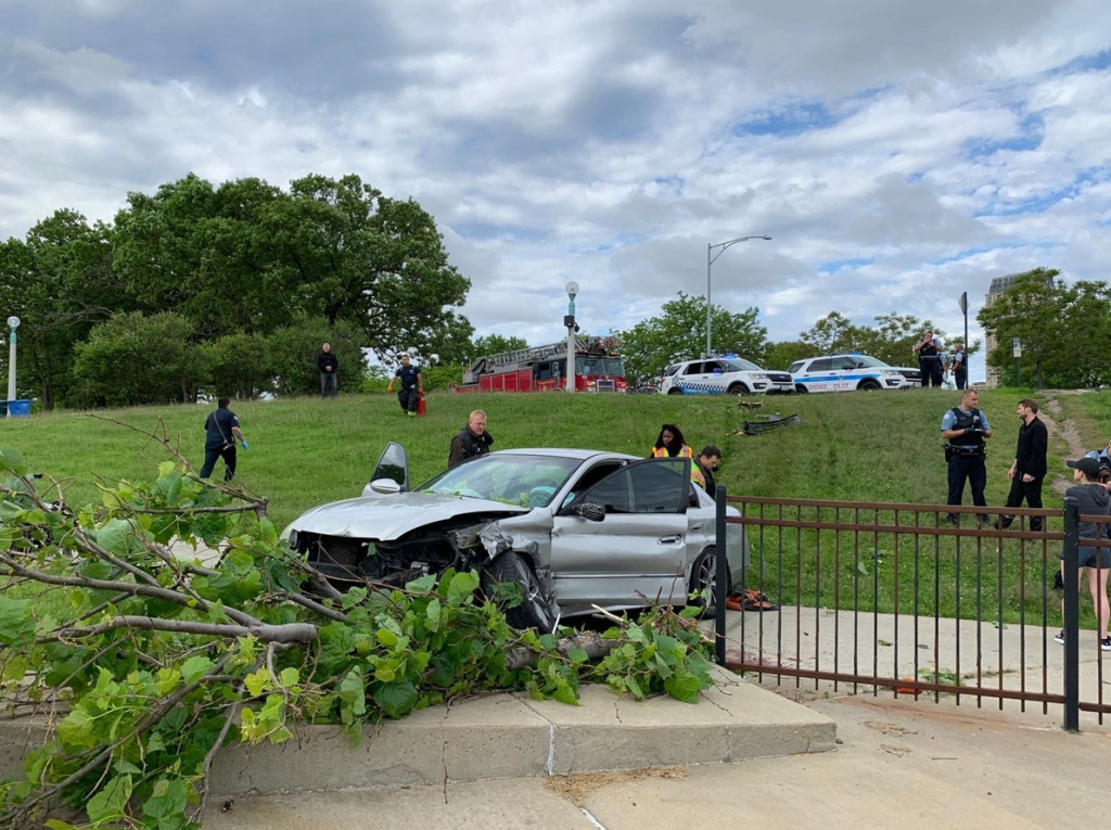 Guardrails Installed on South Lakefront; 2nd Crash in 2 Weeks Reported Near Diversey