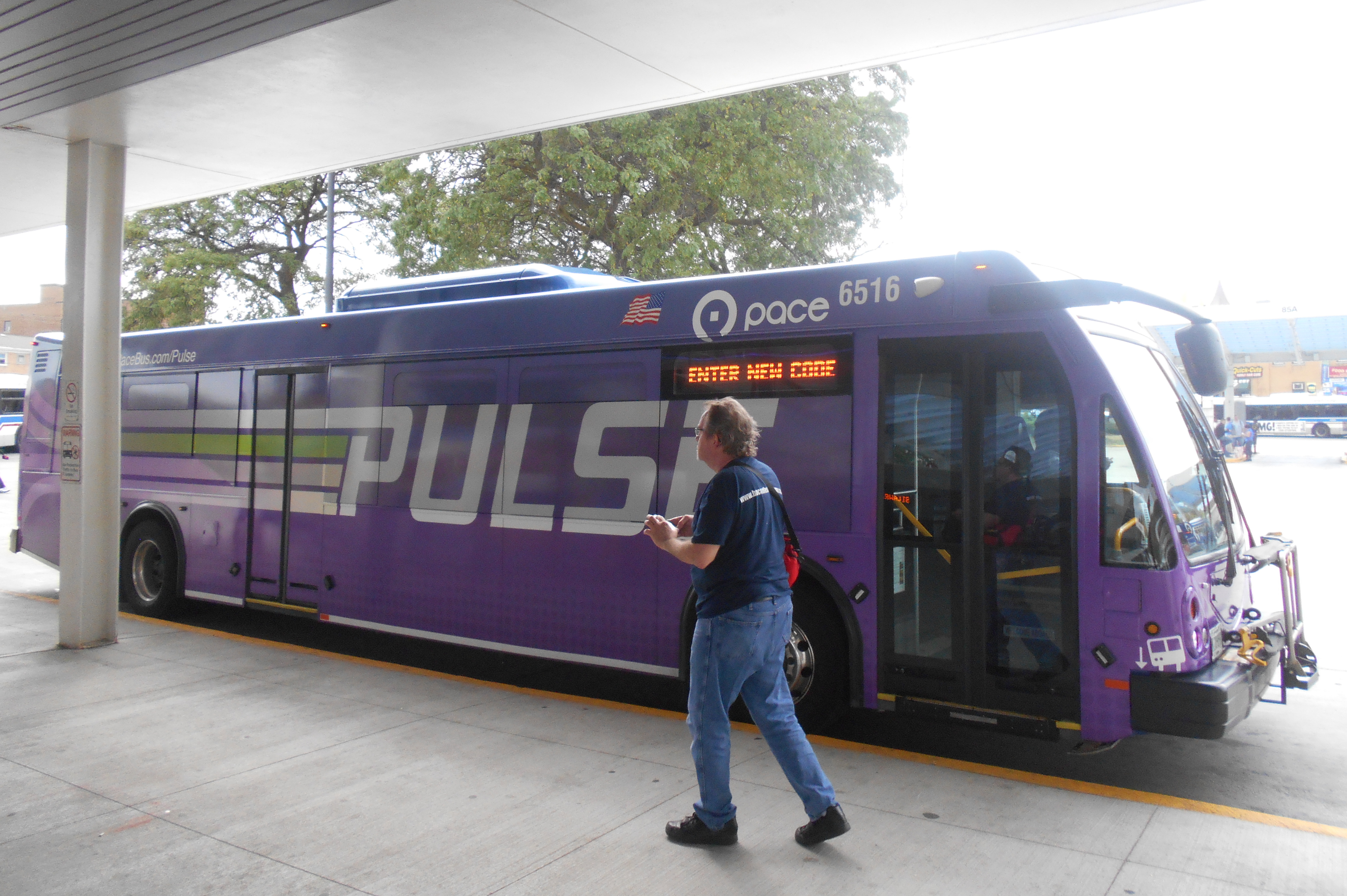 Taking the Pulse of Pulse, Pace's Milwaukee Express Bus Route ...