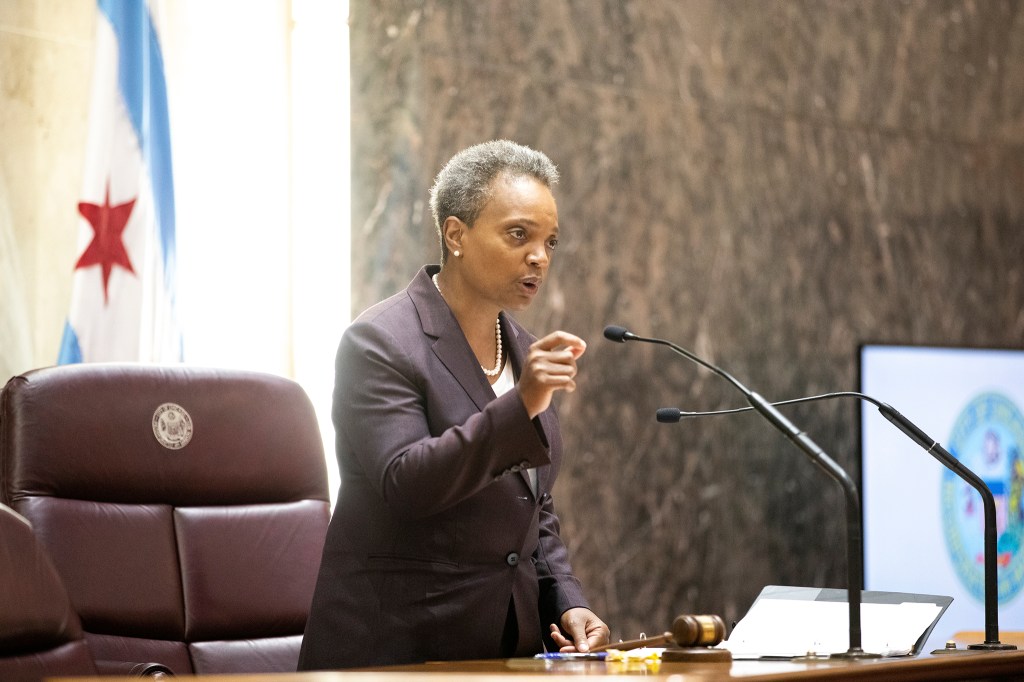 Lightfoot at budget address: Uber and Lyft’s “essentially free rein in Chicago” is over