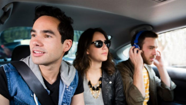 Sign Active Trans’ petition supporting fair ride-hailing fees and more transit funding