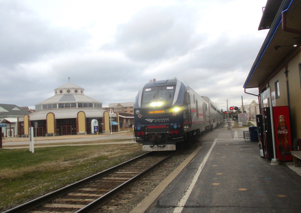 Why Illinois is running an extra helping of Thanksgiving trains this year, but Michigan isn’t