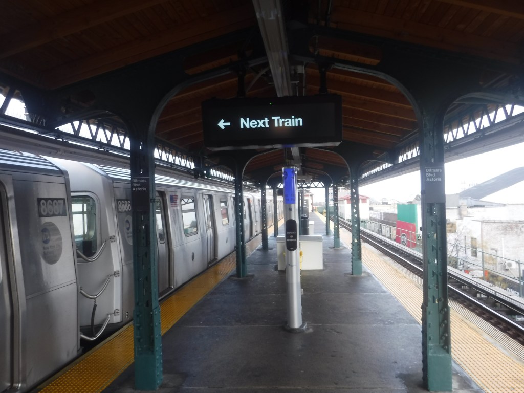 A Chicago transit enthusiast’s look at New York City public transportation
