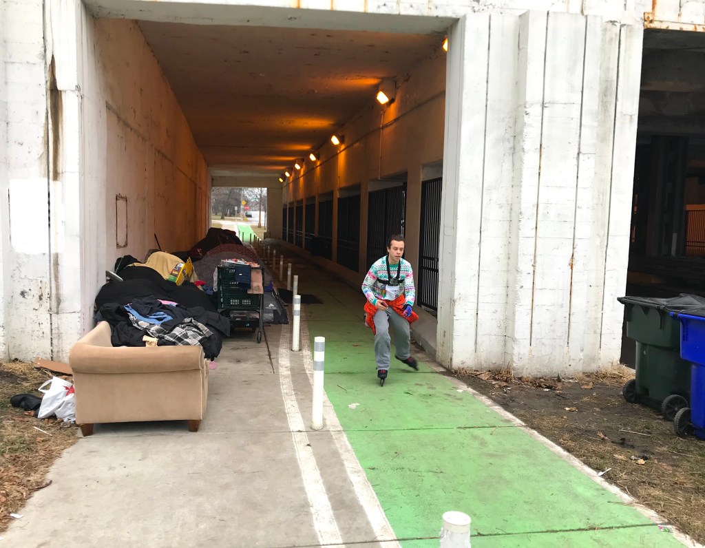 Homeless tents have returned next to Uptown bike lanes likely built to displace them