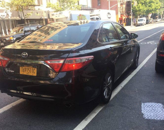 How Uber Could Get Its Drivers Out of the Bike Lanes