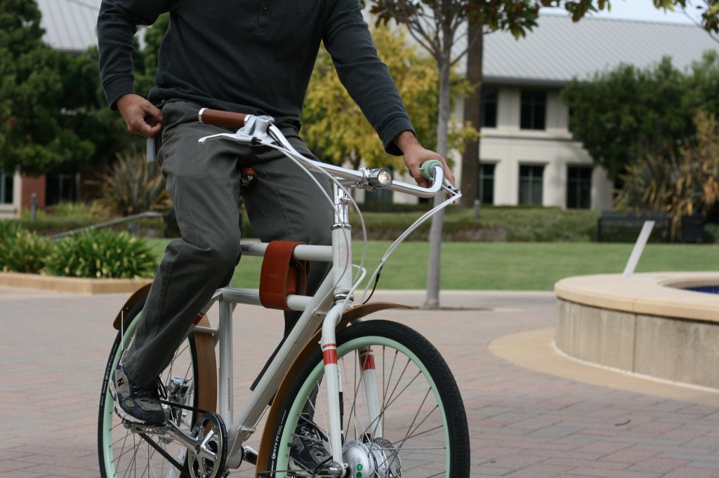 How Can Chicago Support the e-bike Revolution?