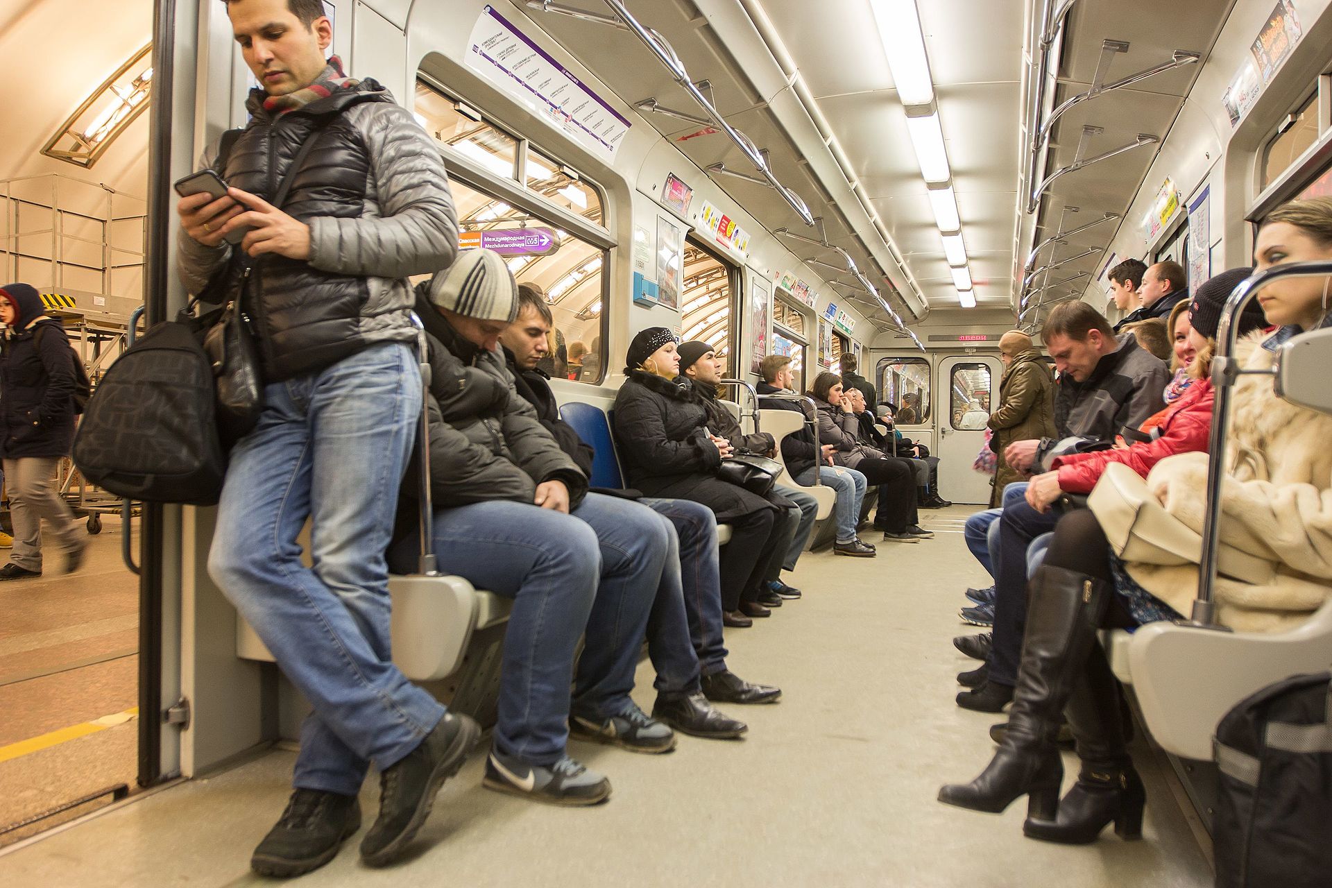 A Saint Petersburg Metro train under normal circumstances. Photo: Wikipedia