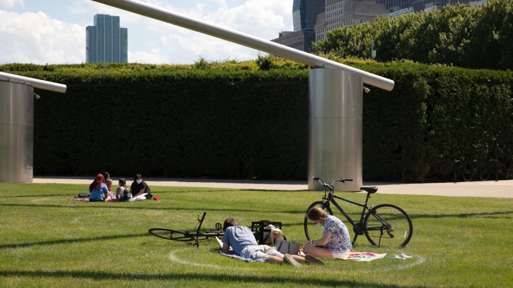 Chicagoans need more outdoor entertainment options that don’t require a car