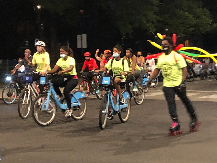 Ride participants. Photo: Cameron Bolton