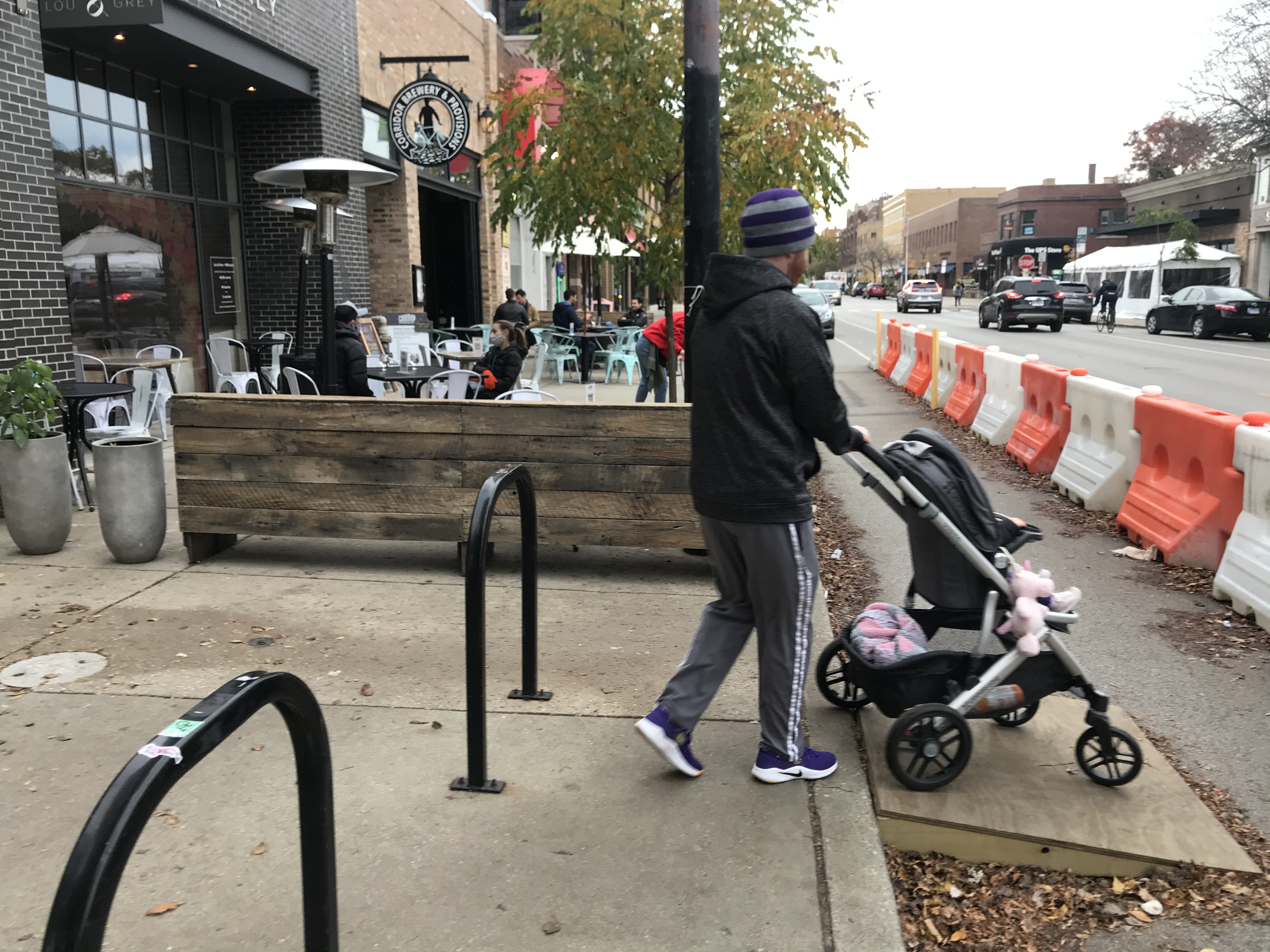 Using the ramp by Corridor Brewing. Photo: John Greenfield