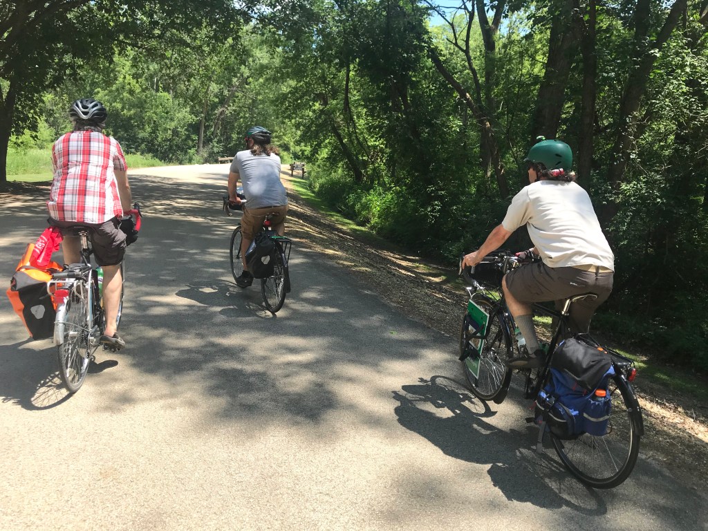 Ride Illinois seeks volunteers to help shift its statewide bike advocacy to a higher gear