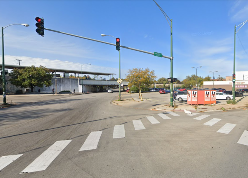 Dunkin’ drive-though at 35th/Archer station is a tragic waste of transit-friendly land