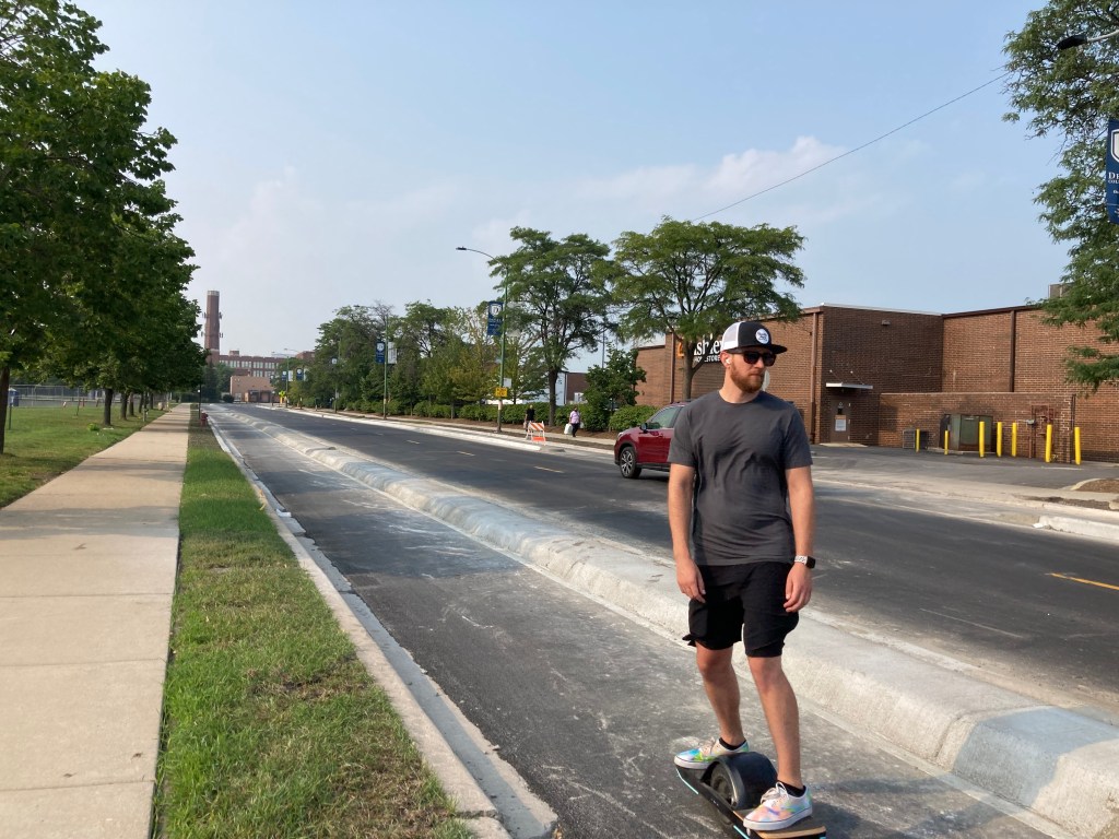 Eyes on the Street: Concrete protected bike lanes on Campbell in North Center