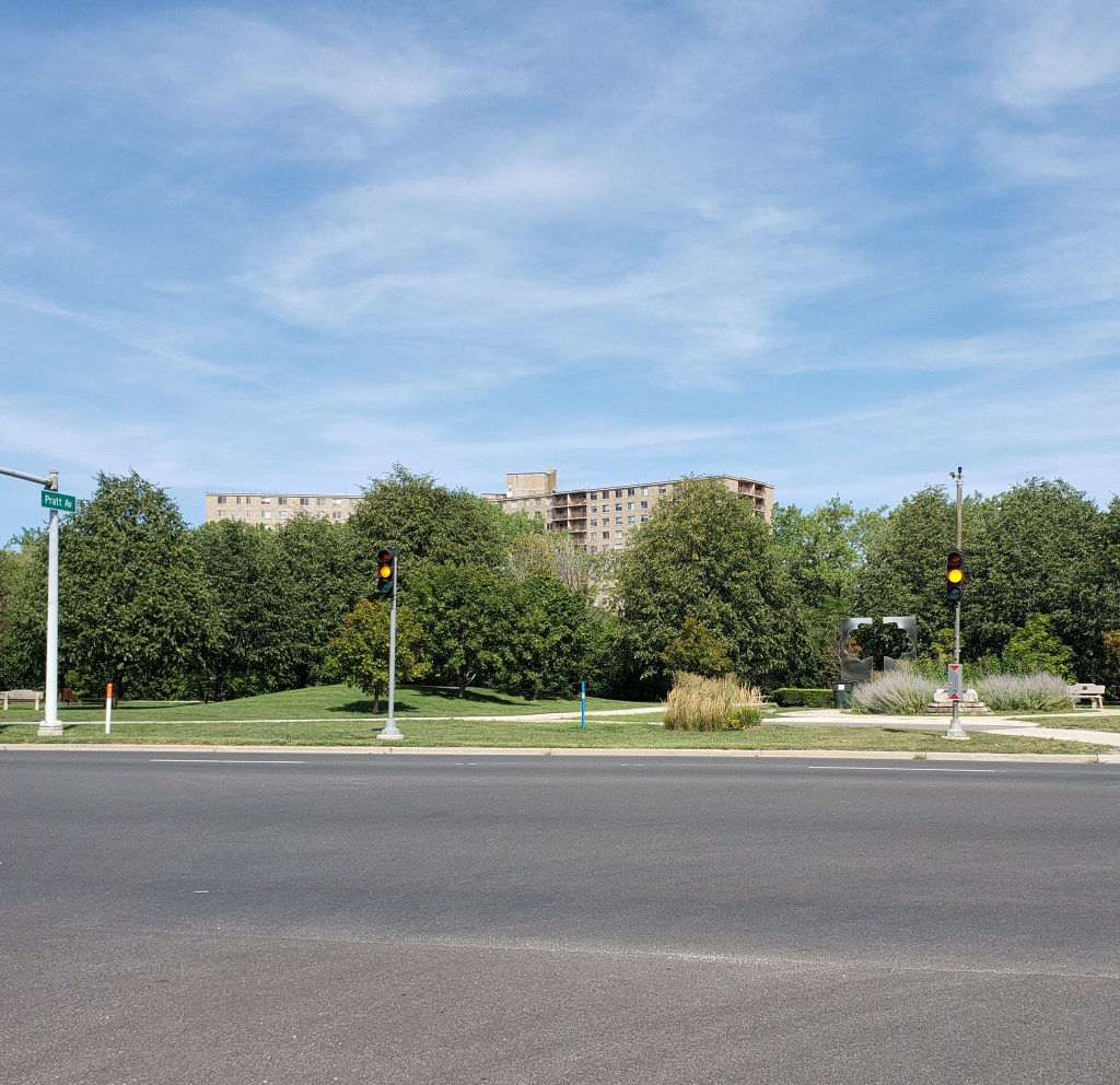 Lincolnwood plans to build the Pratt Boulevard bike-ped bridge Streetsblog proposed