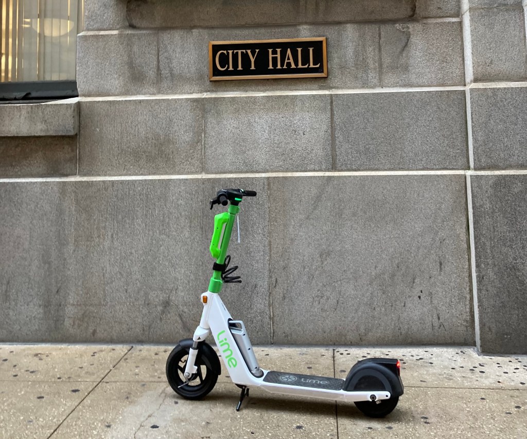 On eve of Council rental e-scooter vote, aldermen and reps push for permanent legalization
