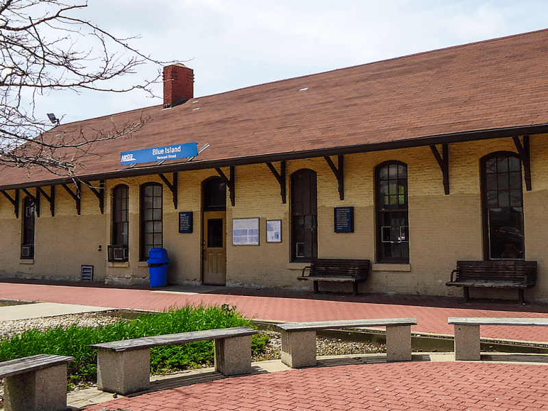 Metra board approves $3.1M contract for rehab of Rock Island Line’s Vermont St. station