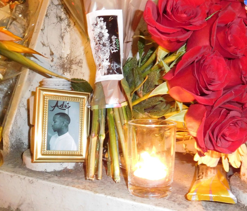 During ghost bike vigil, 100s of mourners occupied intersection where Adé Hogue was killed