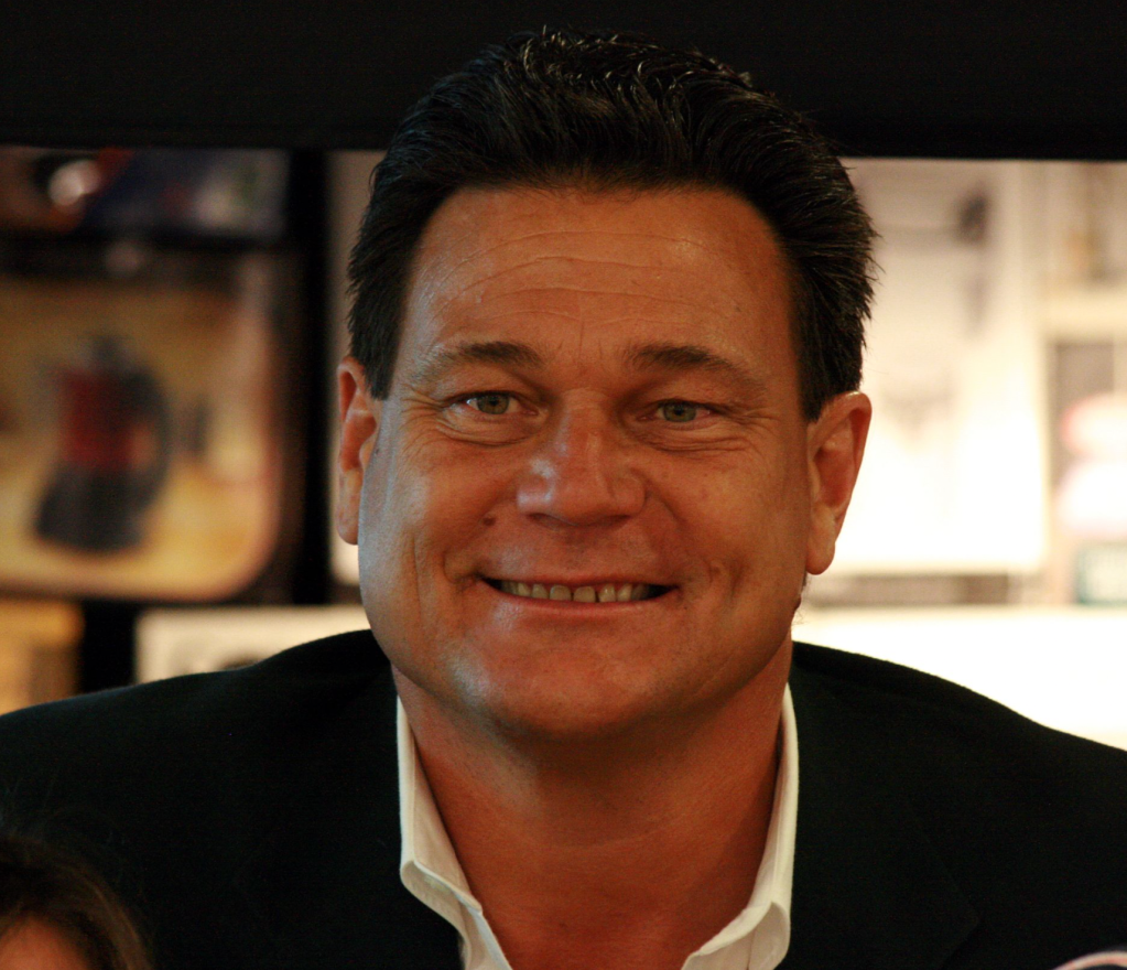 The DUI Shuffle: Why was ex-Bears star and 4-time offender Dan Hampton still driving?