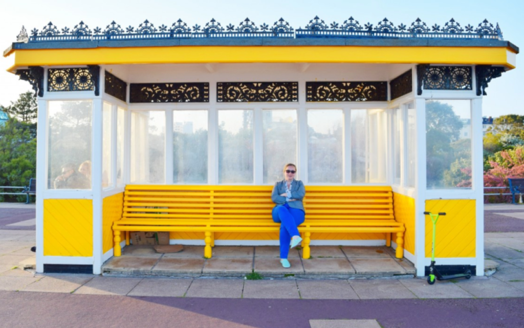 America: Show Us Your Best Bus Stops!