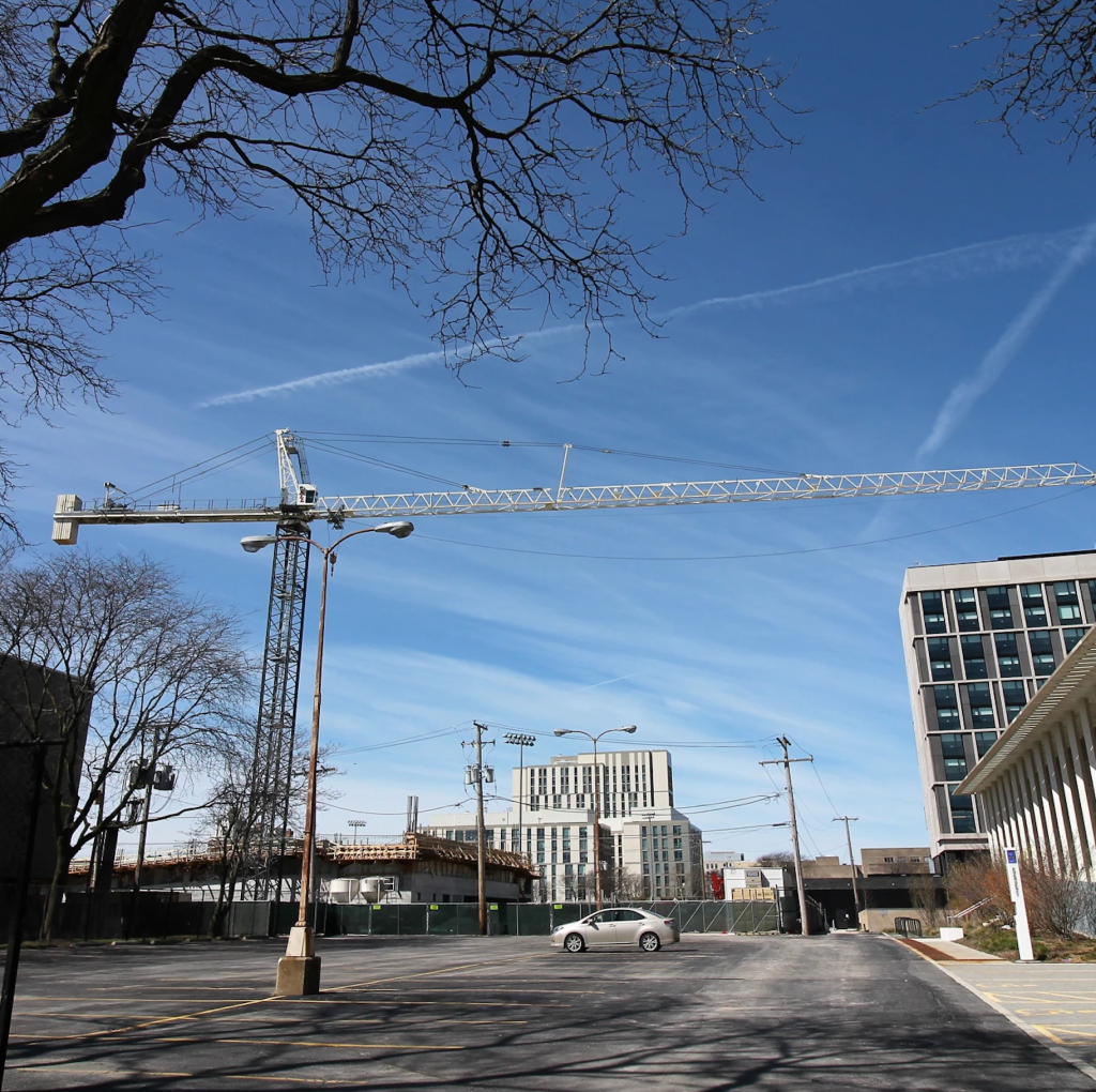The U. of C. has made progress in reducing car use. So why is it building a giant garage?