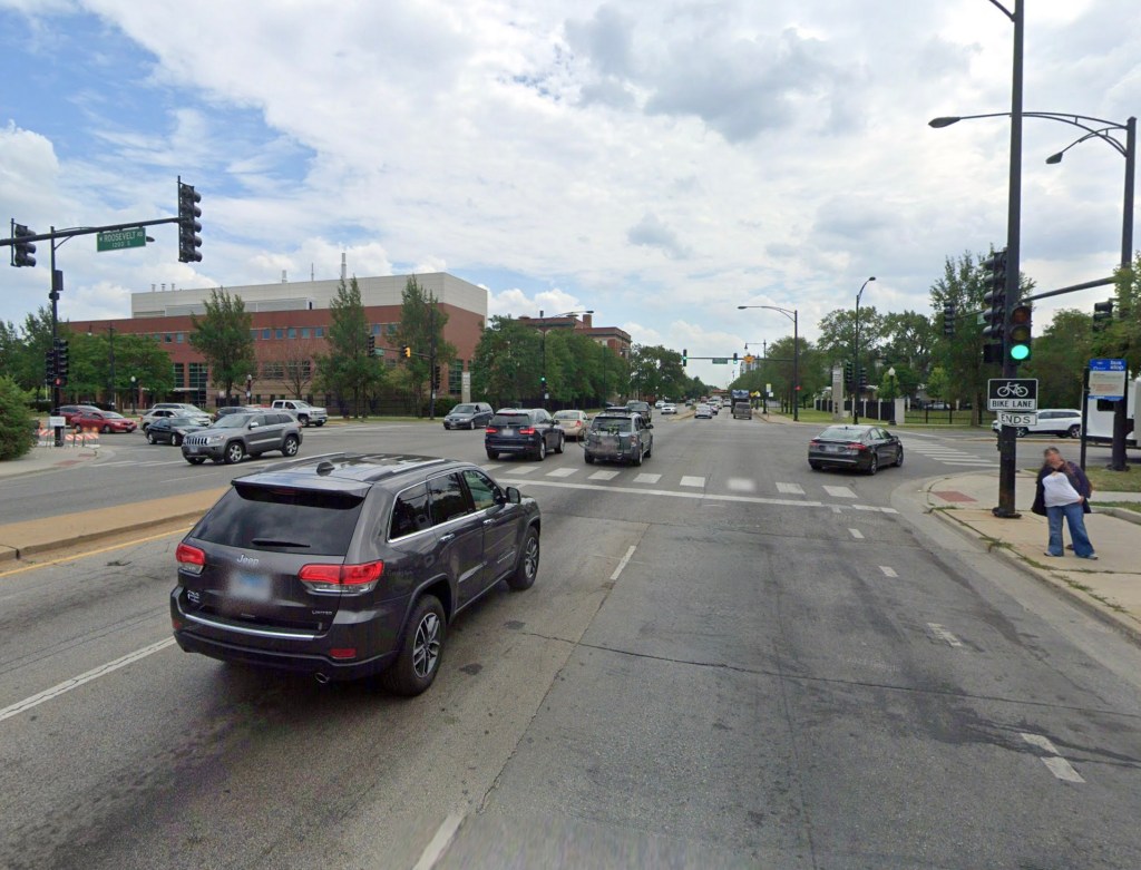 Reckless driver runs red in Illinois Medical District, strikes car, kills man, 33, on sidewalk