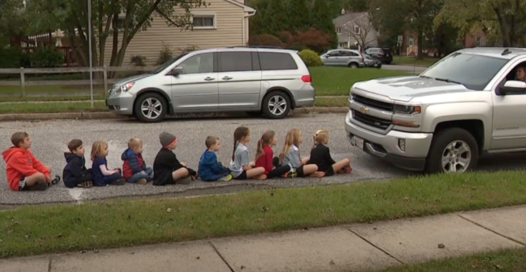 Senator Calls on Feds to Mandate ‘Frontover’ Cameras on Huge Cars — But It Won’t Save Enough Lives