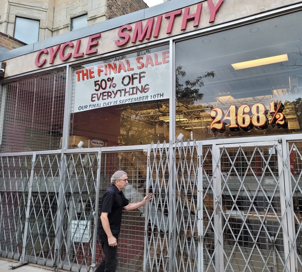 Pour one out for Cycle Smithy, which helped create new Chicago bike commuters