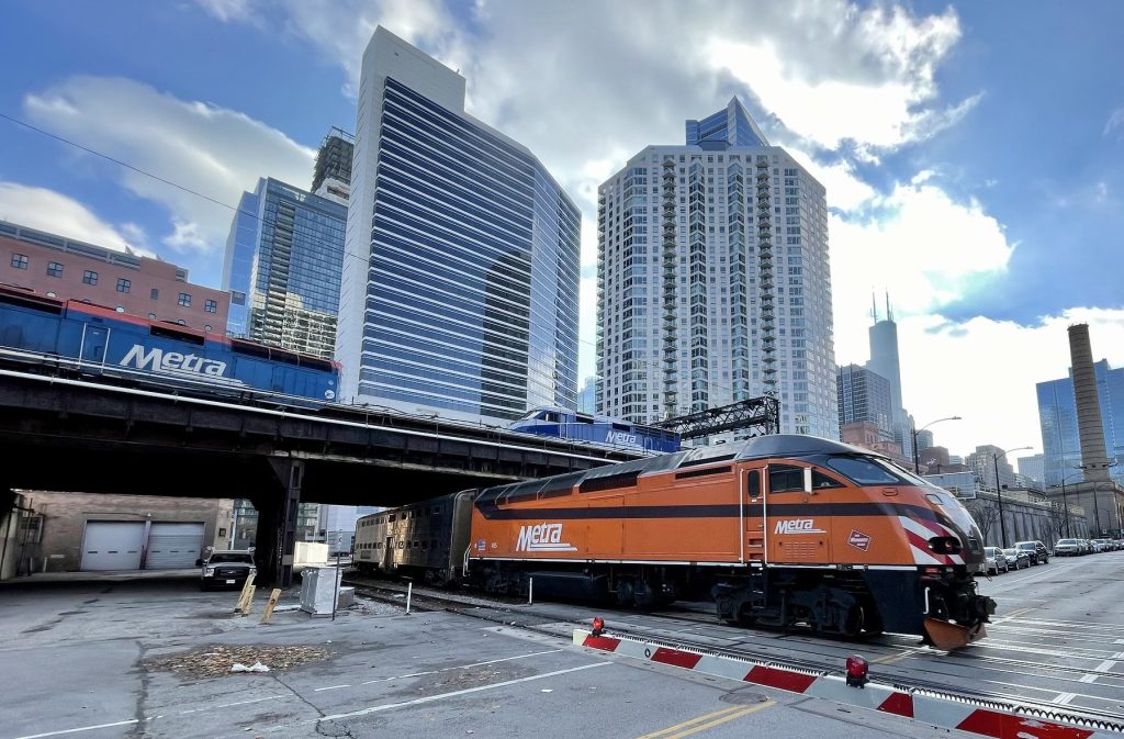 Metra board members object to budget proposal to end Super Saver Monthly Pass