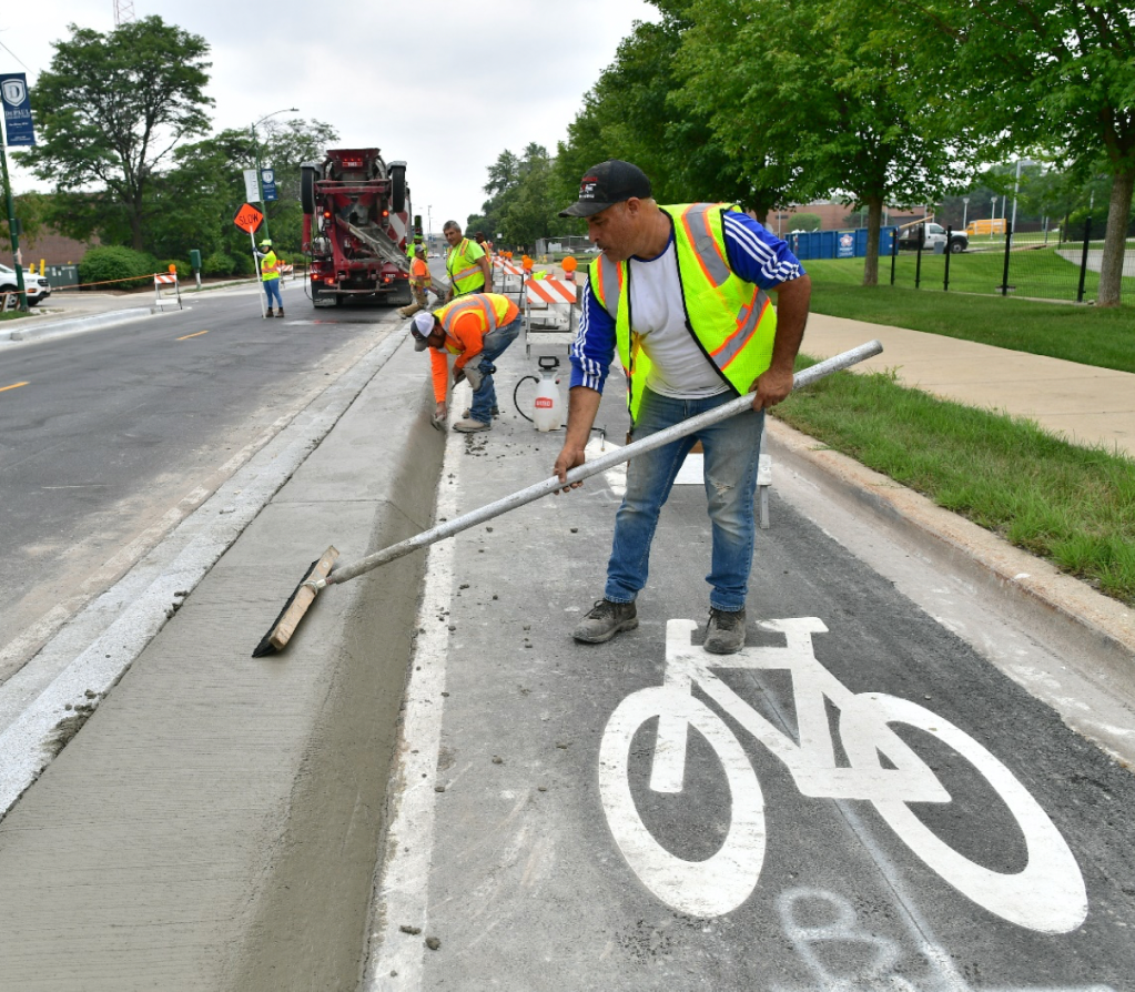 Lightfoot’s update of Chicago Works infra plan includes $238M for Complete Streets