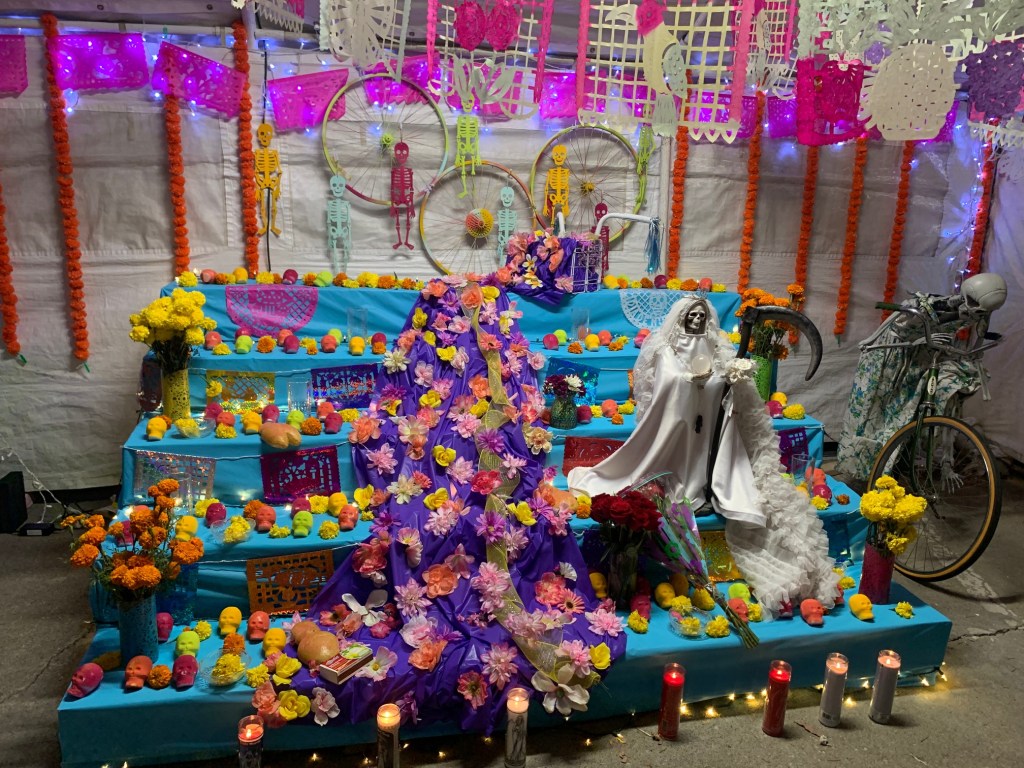 Palenque LSNA’s Noche de Calaveras features community altar to fallen cyclists