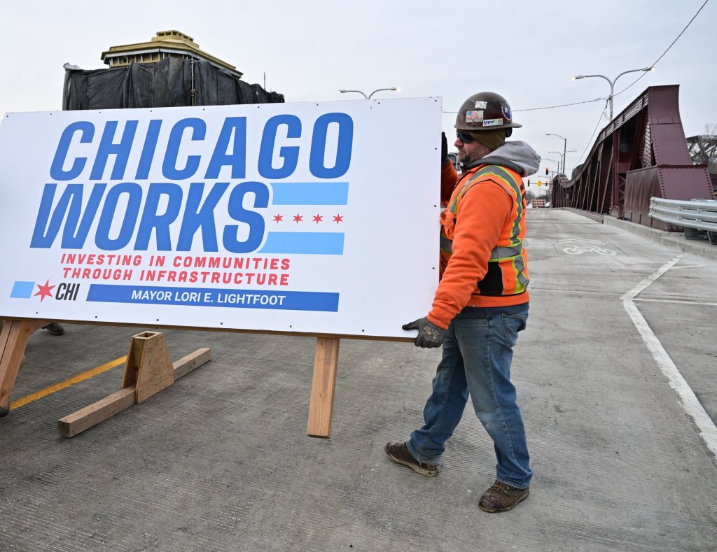 Newly reopened Webster bridge has a more bikable solid deck, but no bike lanes