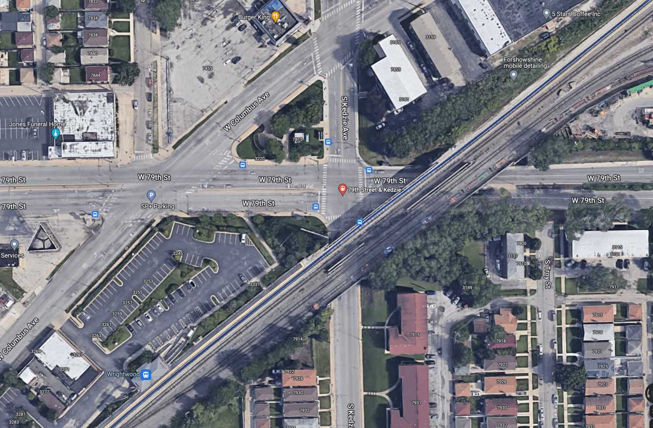 Aerial view of 79th/Kedzie/Columbus, located near the Wrightwood station on Metra's SouthWest Service line. Image: Google Maps