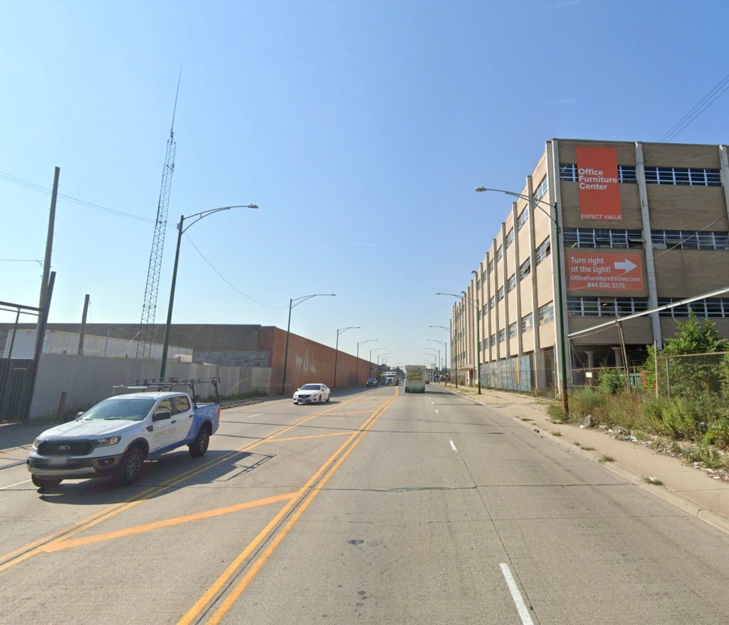 SUV driver fatally struck male pedestrian on 5-lane Cicero Avenue in Austin