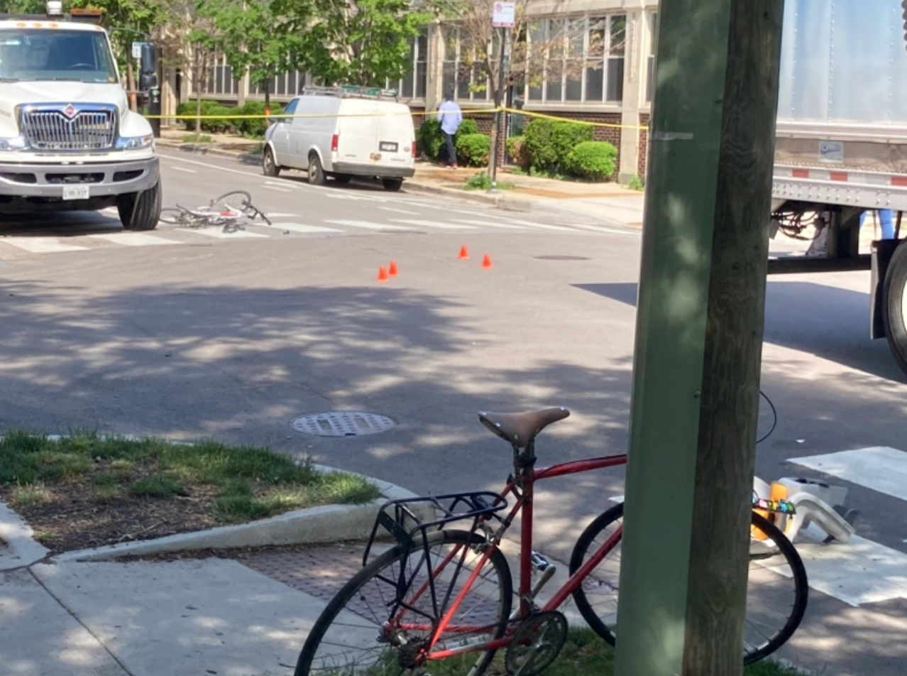 The ComEd truck, the mother's bicycle, the father's bike, the child seat, and the Mondelez truck. Photo: John Greenfield
