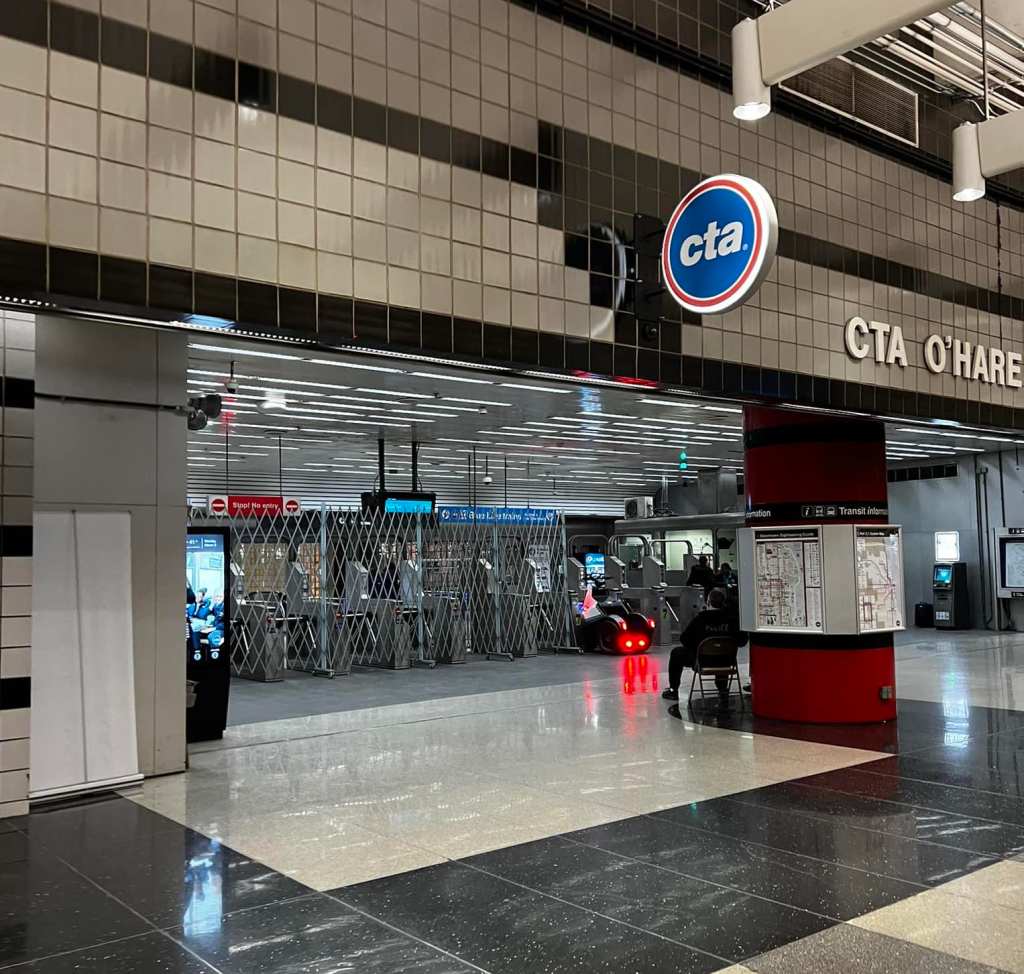 Police now require ‘L riders to show proof of airport business to exit ORD station late at night