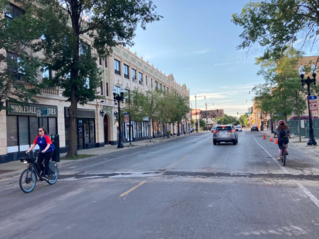 Biking on the 4500 block of North Clark. Photo: John Greenfield