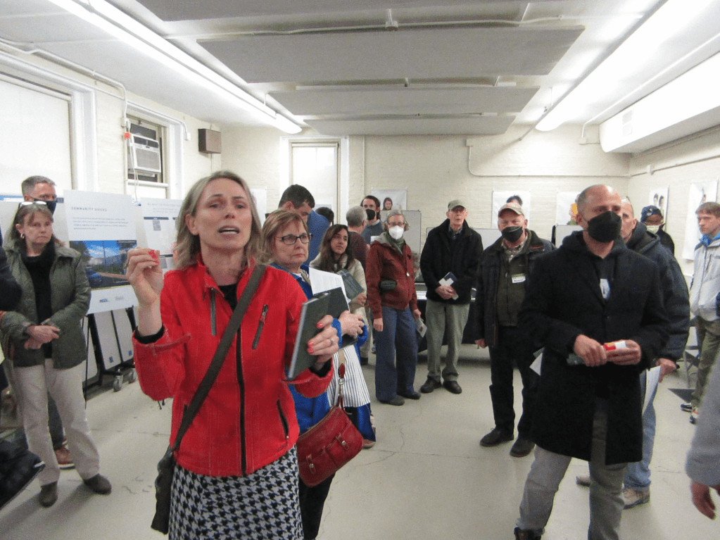 Metra throws some bones to unhappy neighbors for the UP-N Rebuild. They’re not all biting.