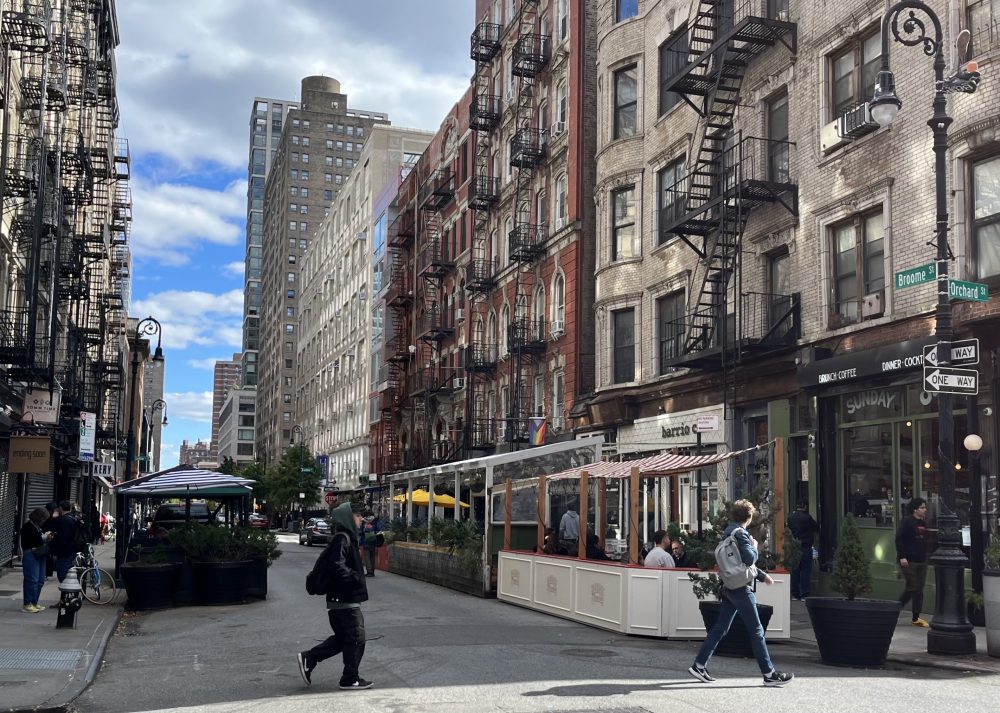 Cool New York City transportation stuff I’d love to see in Chicago