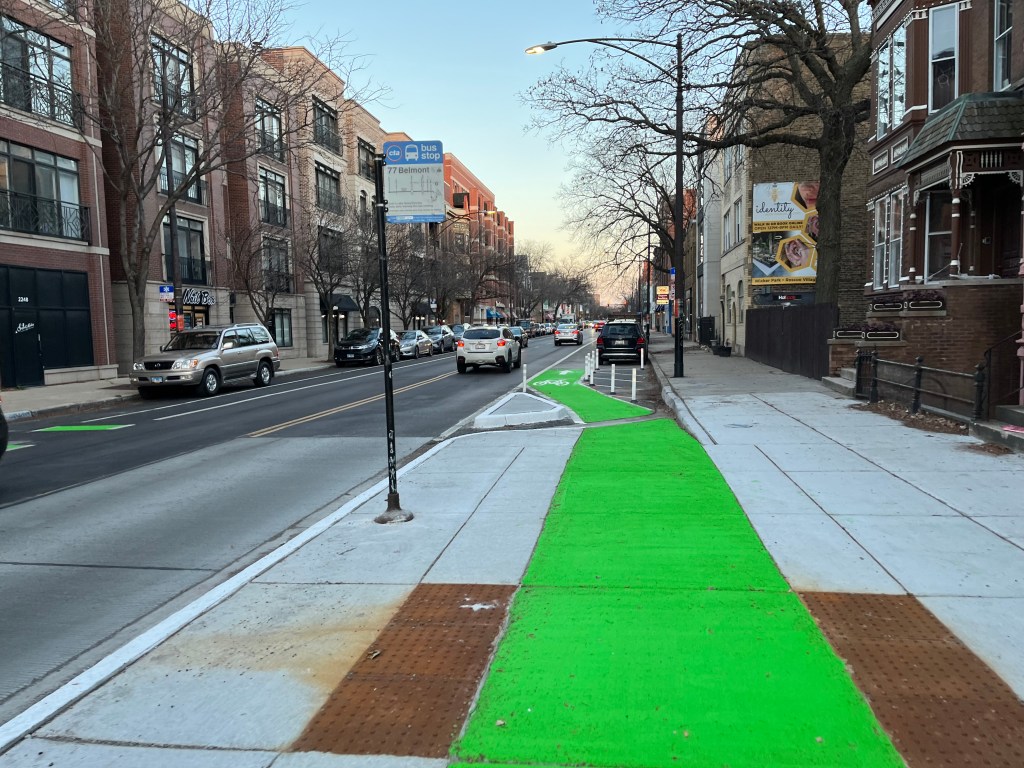 Day Four of Streetsblog Chicago’s Bike Lane Week: A few surprises on the Mid-North Side